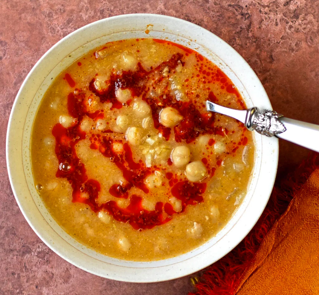 chickpea soup with harissa oil