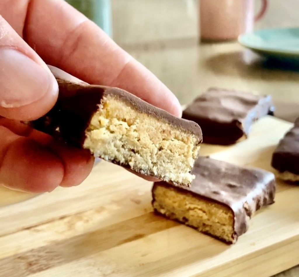 Coffee, Peanut Butter and Chocolate Crunch Bar